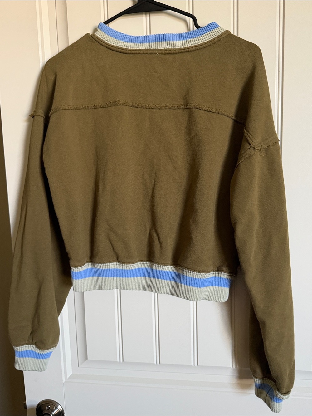 Free People rio sweater Olive Green V-Neck Sweatshirt with Blue-Trim - Picture 6 of 11